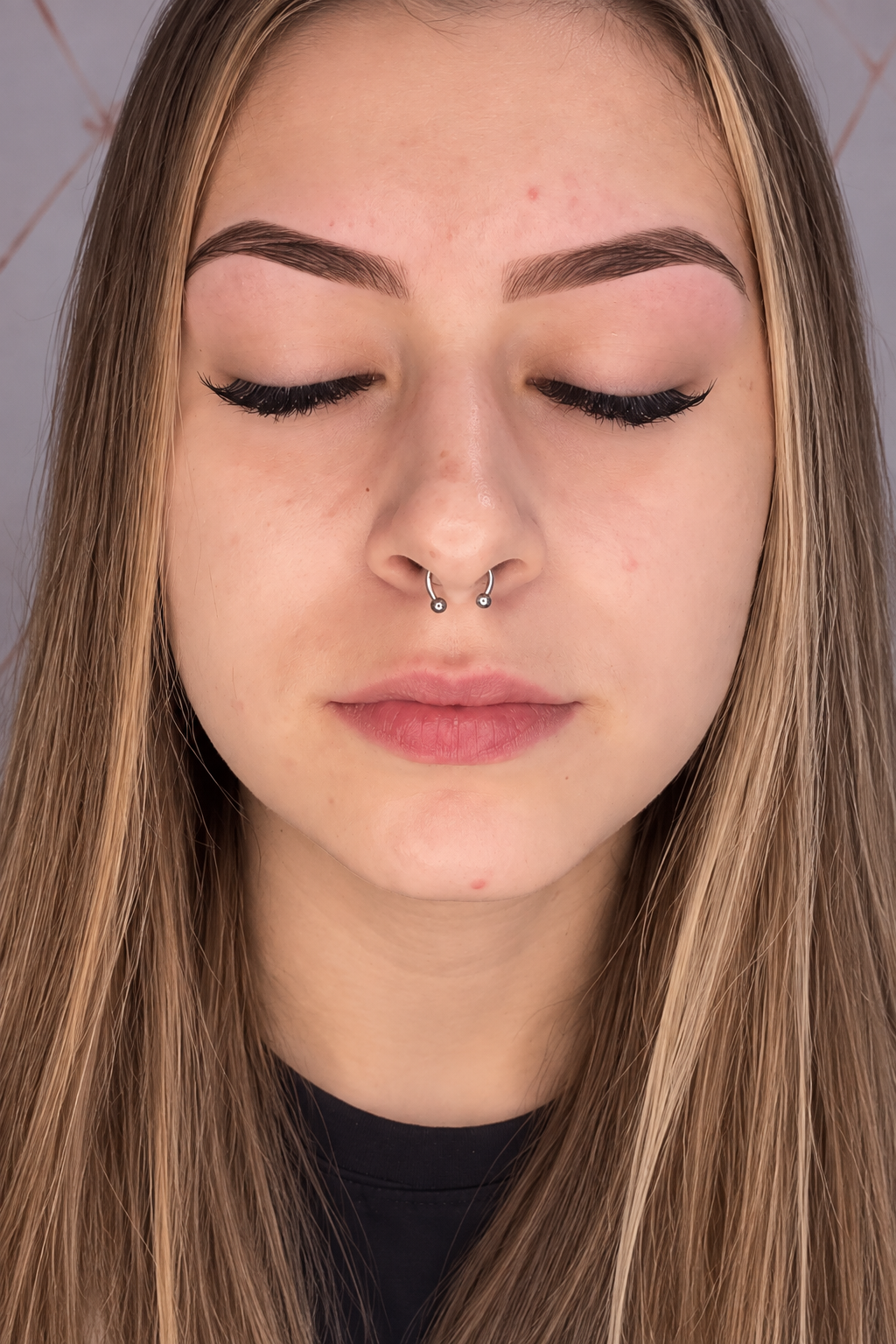 Resultado de sobrancelhas e cílios, retrato frontal